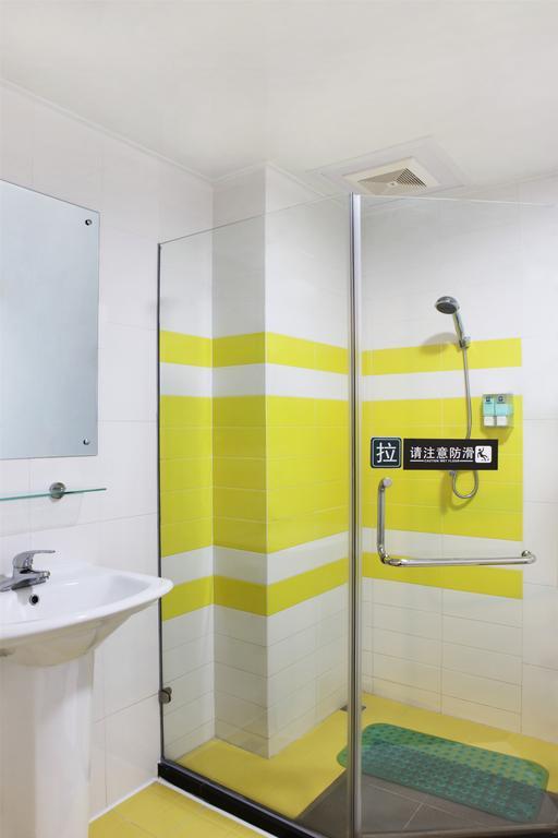 7Days Inn Guangzhou Jiaokou Subway Station 2Nd المظهر الخارجي الصورة