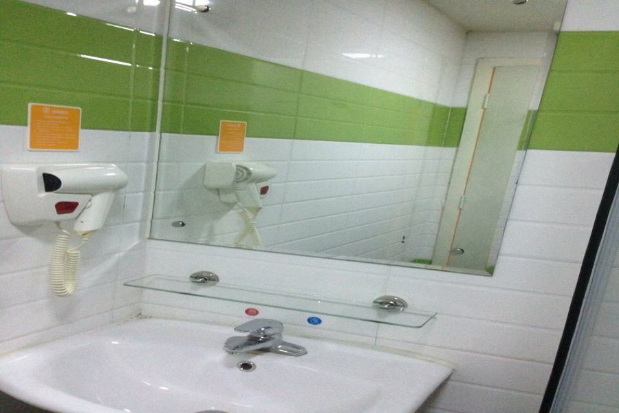7Days Inn Guangzhou Jiaokou Subway Station 2Nd المظهر الخارجي الصورة